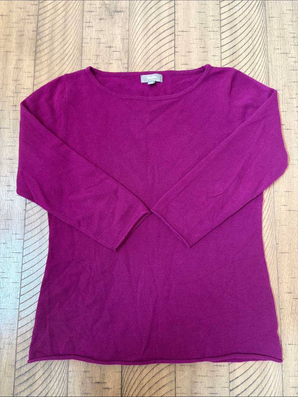 Neiman Marcus 100% Cashmere Raspberry Crewneck Long Sleeve Tee
